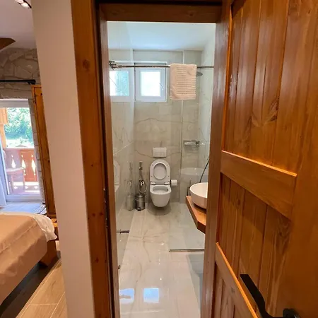 Отель N'bjeshke 4*